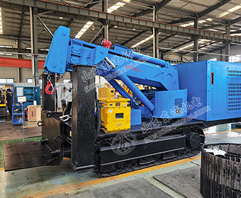 履带臂架式搬运车